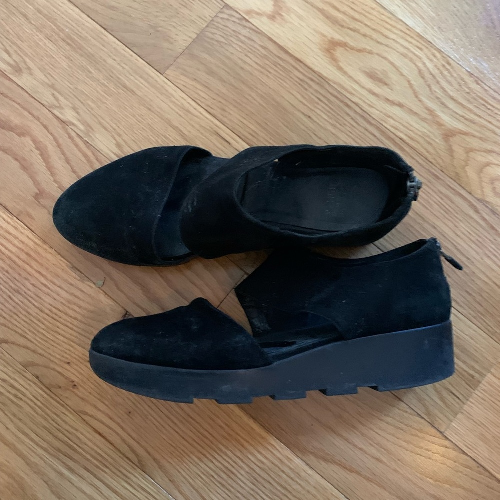 Eileen fisher black sandals